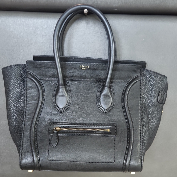 Celine Black Leather Tote with Zip Pocket - Picture 1 of 9